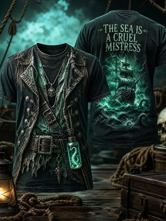 Antiikkityylinen tumma merirosvo-punk-grafiikalla varustettu rento t-paita